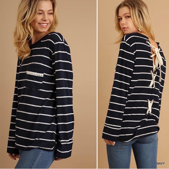 umgee Sweaters - Lace up sweatshirt